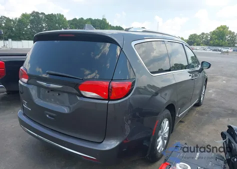 2019 Chrysler Pacifica Touring L из США, поврежденный, VIN 2C4RC1BG9KR597365